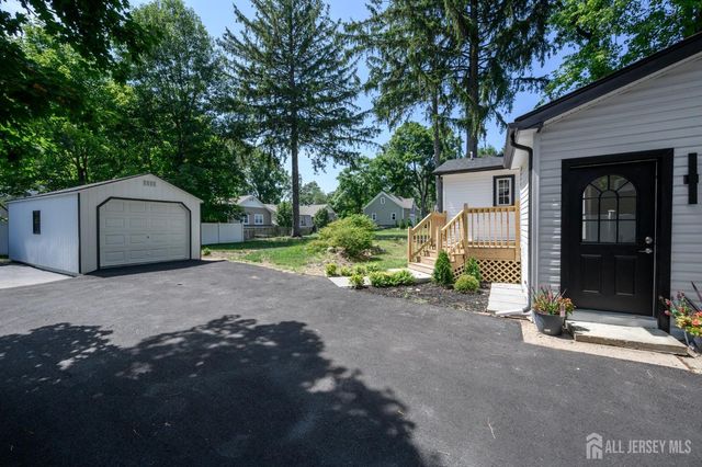 137 Myrtle Avenue, Allendale, NJ 07401
