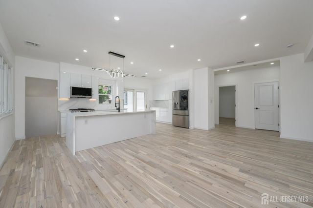 137 Myrtle Avenue, Allendale, NJ 07401