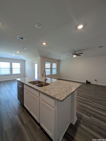 3069 CHARYN WAY, New Braunfels, TX 78132