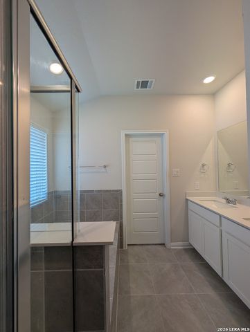 3069 CHARYN WAY, New Braunfels, TX 78132