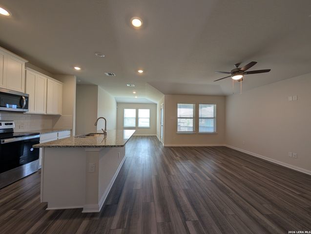 3069 CHARYN WAY, New Braunfels, TX 78132