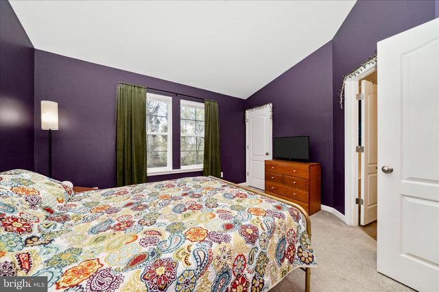 188 TATE MANOR DR, Charles Town, WV 25414