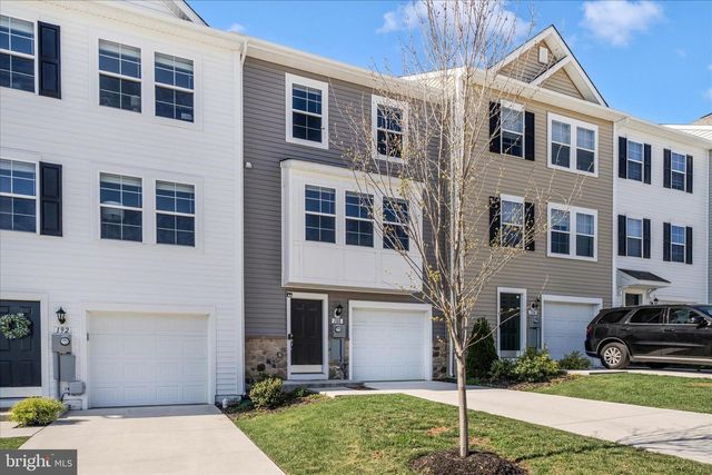 188 TATE MANOR DR, Charles Town, WV 25414