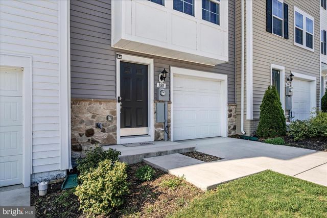 188 TATE MANOR DR, Charles Town, WV 25414