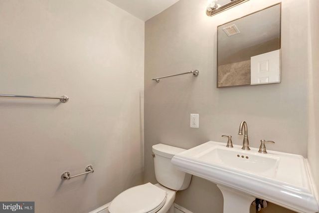 3956 GEORGETOWN CT NW, Washington, DC 20007