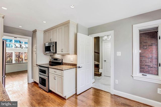 3956 GEORGETOWN CT NW, Washington, DC 20007