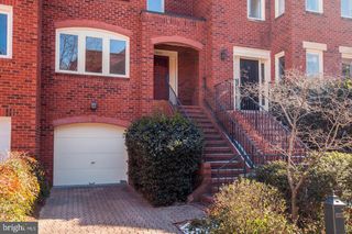 3956 GEORGETOWN CT NW, Washington, DC 20007