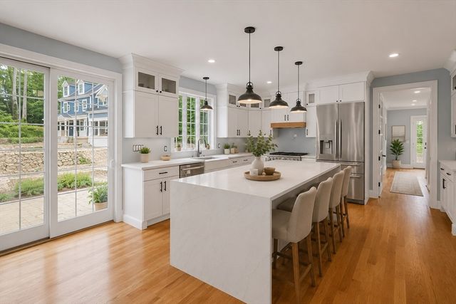 35 Shuttleworth Place, Dedham, MA 02026
