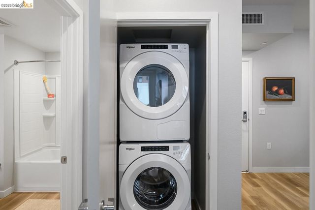 260 Brooklyn Basin Way 443, Oakland, CA 94606