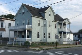 274 University Ave 2, Lowell, MA 01854