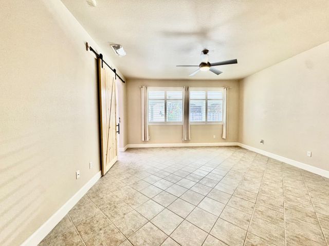 2233 Sheridan Ranch Circle, Plumas Lake, CA 95961