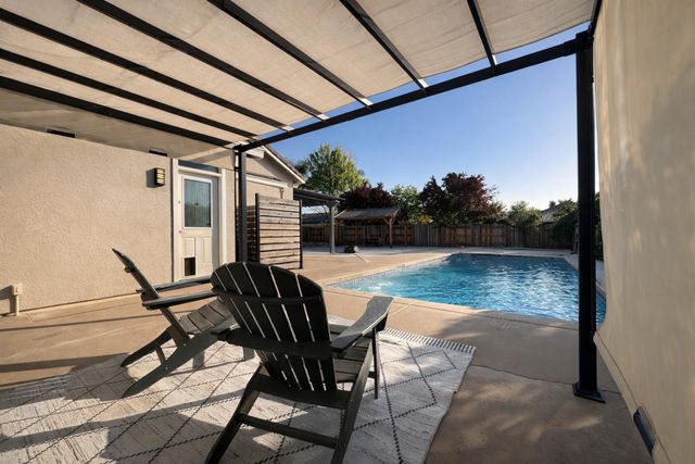 2233 Sheridan Ranch Circle, Plumas Lake, CA 95961