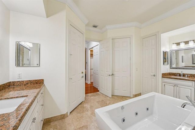 1919 S CLUB Drive, Wellington, FL 33414