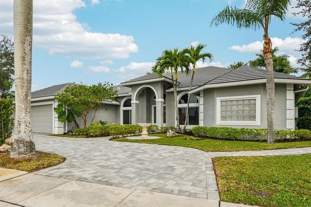 1919 S CLUB Drive, Wellington, FL 33414