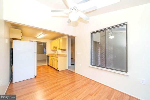 18110 CHALET DR #301, Germantown, MD 20874