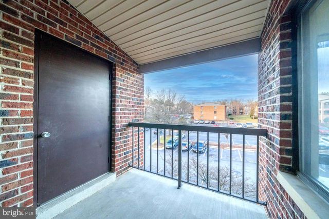 18110 CHALET DR #301, Germantown, MD 20874