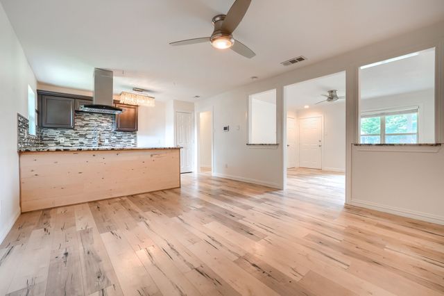 1246 Woodburn Trail, Dallas, TX 75241