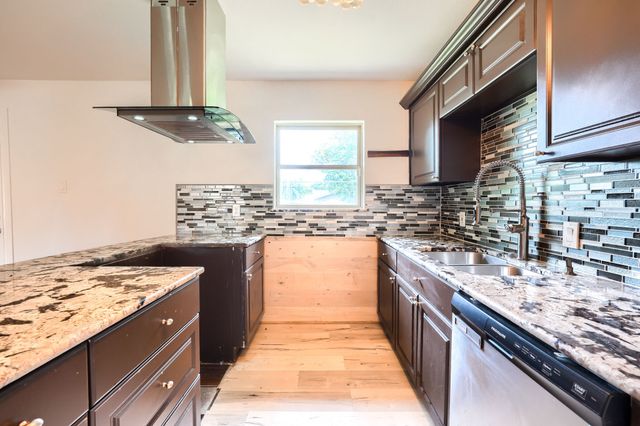 1246 Woodburn Trail, Dallas, TX 75241