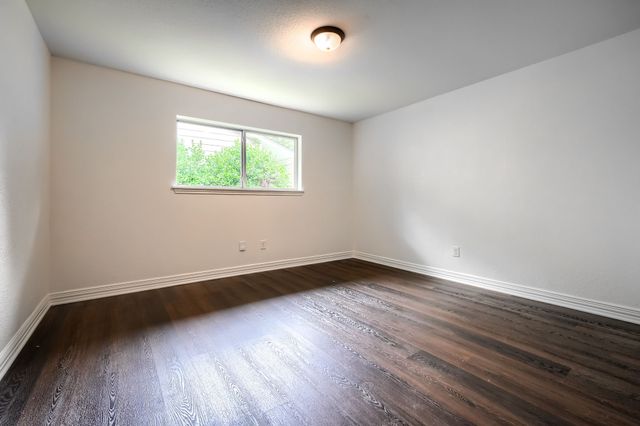 1246 Woodburn Trail, Dallas, TX 75241