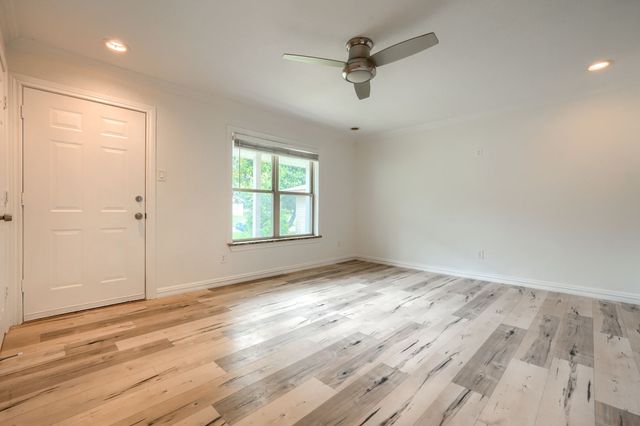 1246 Woodburn Trail, Dallas, TX 75241