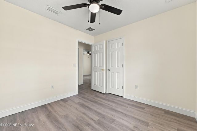 7952 SISKIN Avenue, Jacksonville, FL 32219