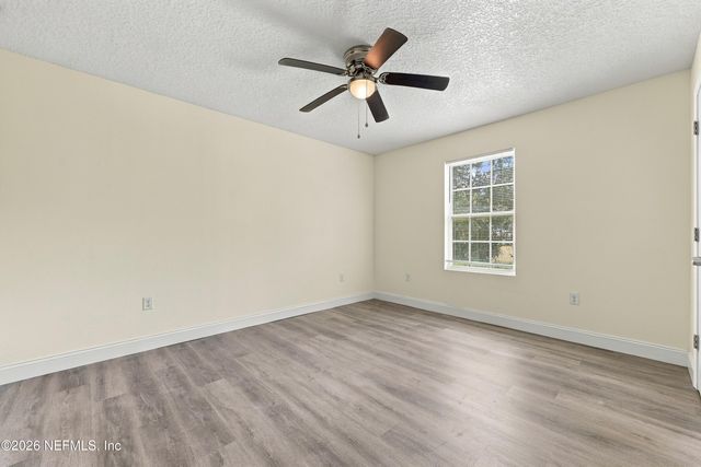 7952 SISKIN Avenue, Jacksonville, FL 32219