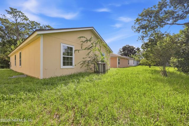 7952 SISKIN Avenue, Jacksonville, FL 32219