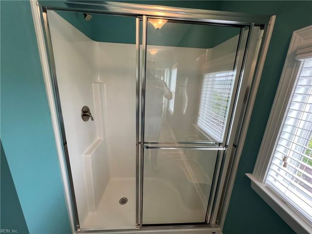 4181 Archstone DR, Virginia Beach, VA 23456