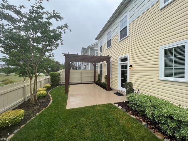 4181 Archstone DR, Virginia Beach, VA 23456