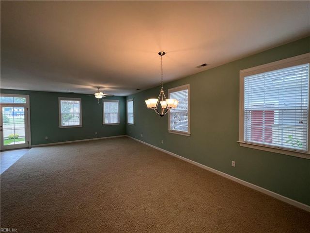 4181 Archstone DR, Virginia Beach, VA 23456