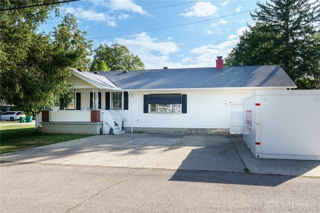 1668 N Central Drive, Beavercreek, OH 45432