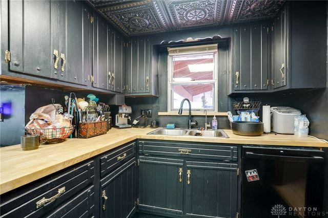 1668 N Central Drive, Beavercreek, OH 45432