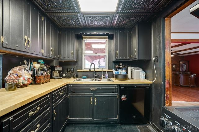 1668 N Central Drive, Beavercreek, OH 45432