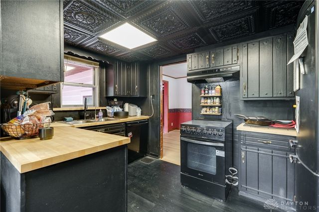 1668 N Central Drive, Beavercreek, OH 45432