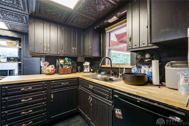 1668 N Central Drive, Beavercreek, OH 45432