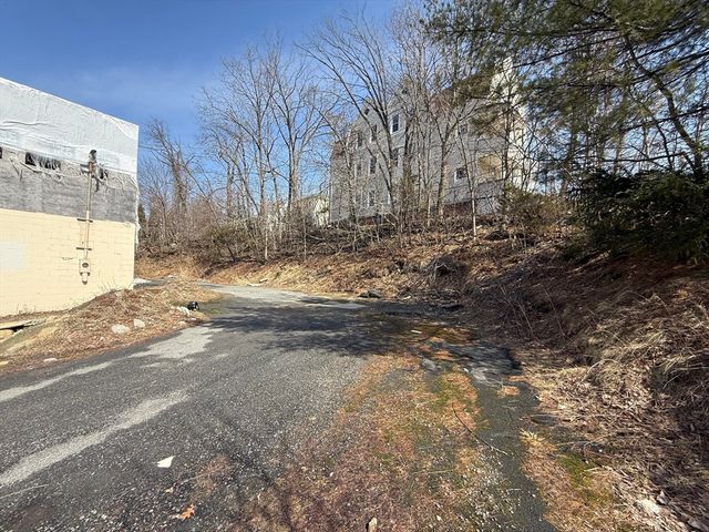 342 West Boylston Street, Worcester, MA 01606