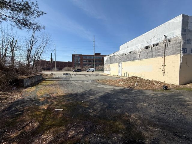 342 West Boylston Street, Worcester, MA 01606