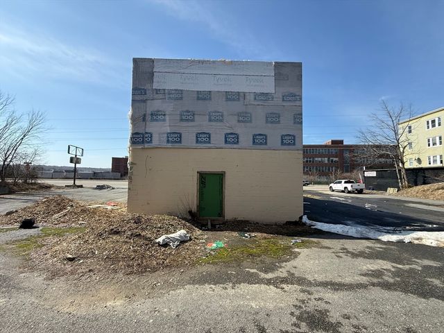 342 West Boylston Street, Worcester, MA 01606