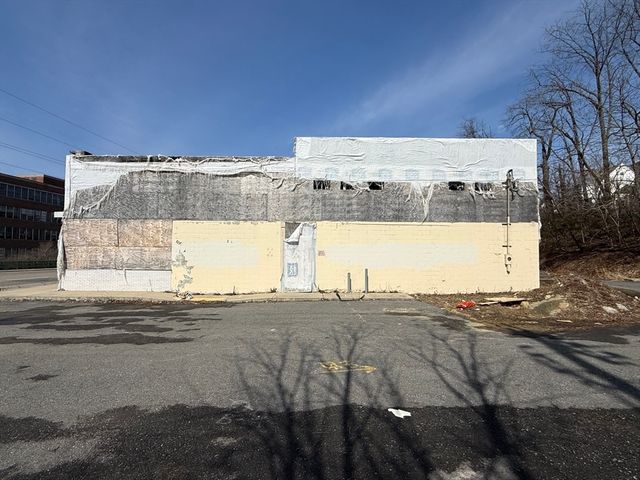 342 West Boylston Street, Worcester, MA 01606