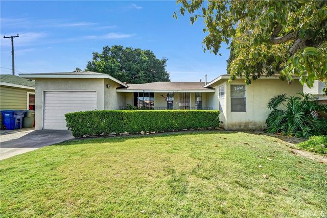 6361 Los Robles, Buena Park, CA 90621