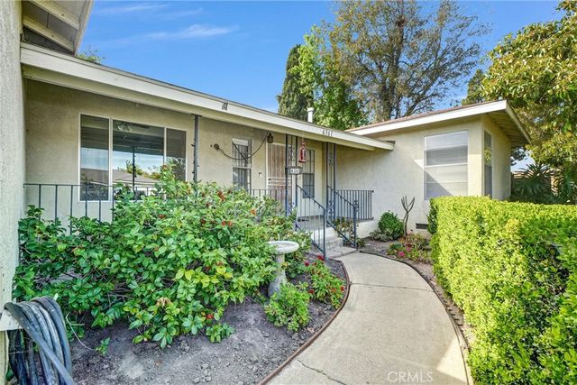 6361 Los Robles, Buena Park, CA 90621