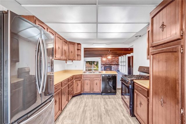 6361 Los Robles, Buena Park, CA 90621