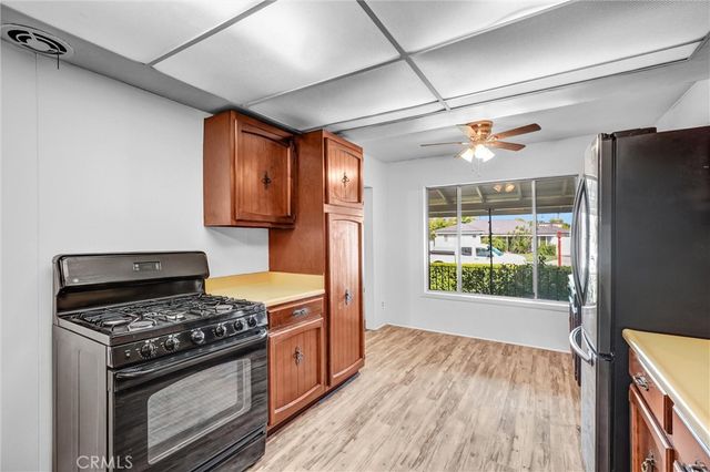 6361 Los Robles, Buena Park, CA 90621