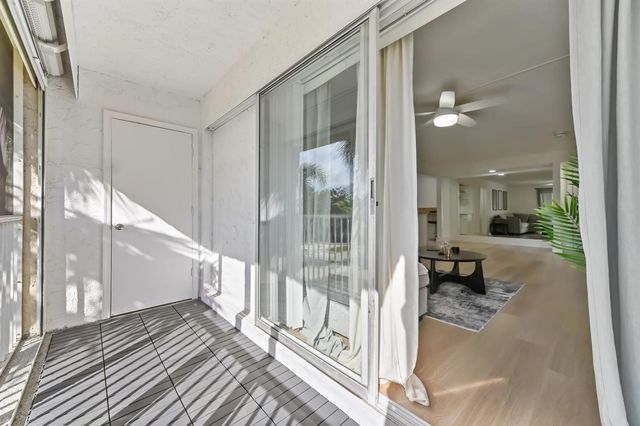 1428 SE 4th Avenue 215, Deerfield Beach, FL 33441