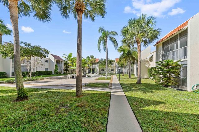 1428 SE 4th Avenue 215, Deerfield Beach, FL 33441