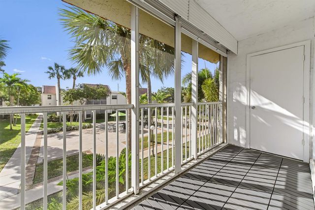 1428 SE 4th Avenue 215, Deerfield Beach, FL 33441