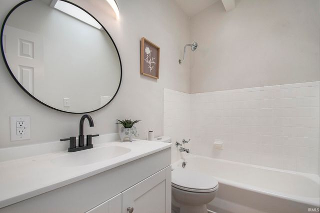 115 Hollywood Avenue, Elkhart, IN 46516