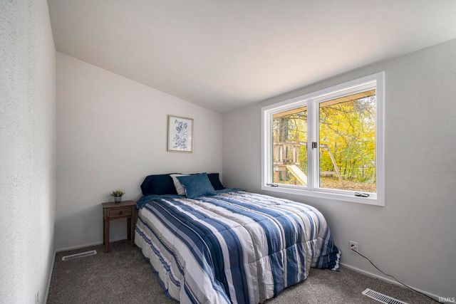 115 Hollywood Avenue, Elkhart, IN 46516