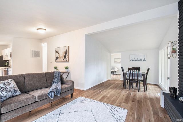 115 Hollywood Avenue, Elkhart, IN 46516