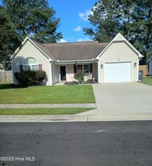 908 Edna Fields Drive, Navassa, NC 28451